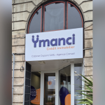 Image d'un panneau enseigne